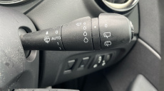 Renault Captur 0.9 TCE 90 Play 5dr Petrol Hatchback